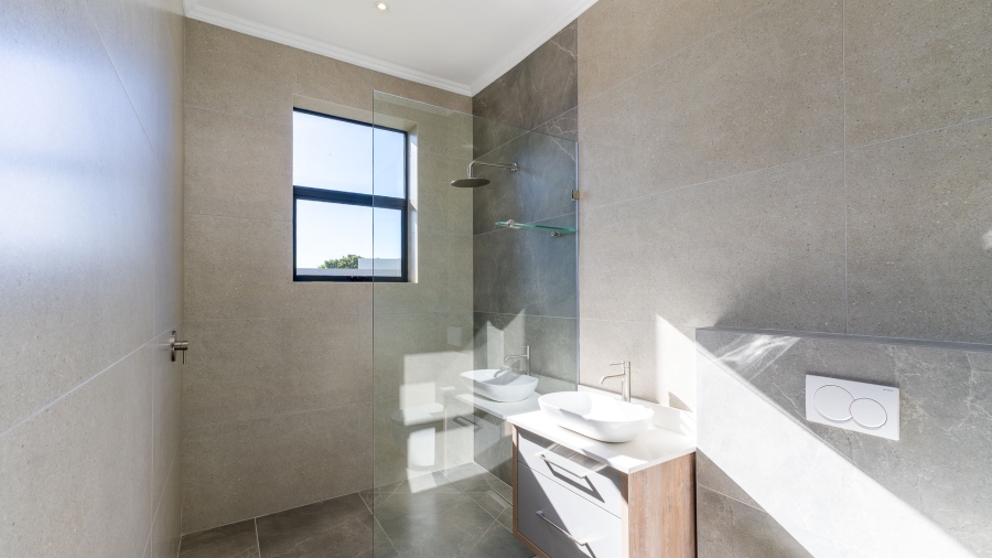 4 Bedroom Property for Sale in Oubaai Western Cape